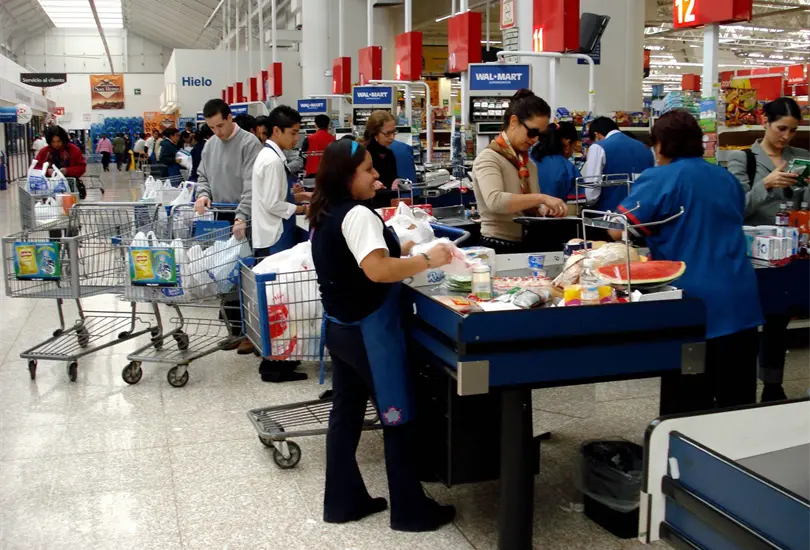 Los requisitos para que abuelitos regresen como cerillitos a Walmart y Soriana Los requisitos para que abuelitos regresen como cerillitos a Walmart y Soriana