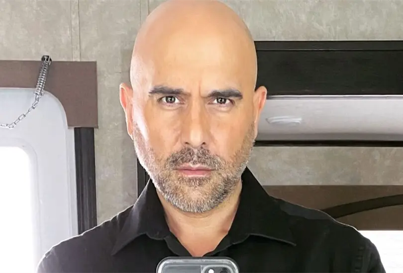Pobrecito hombre, H&eacute;ctor Su&aacute;rez arremete contra AMLO 