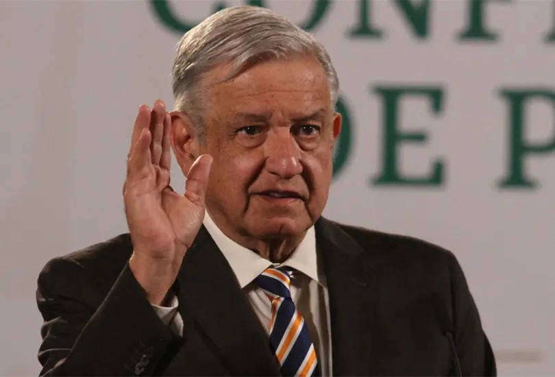 AMLO critica al gobierno de Peña Nieto por haberlo espiado AMLO critica al gobierno de Peña Nieto por haberlo espiado