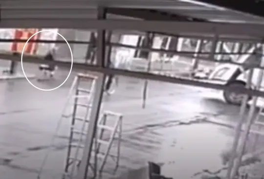 Habitantes del Edomex intentan linchar a conductor que arrolló a abuelita de 80 años Habitantes del Edomex intentan linchar a conductor que arrolló a abuelita de 80 años
