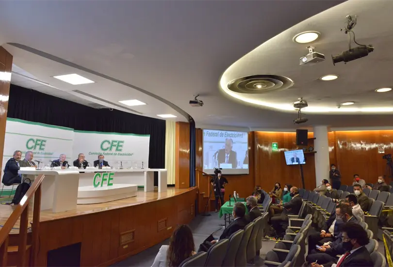 CFE se&ntilde;ala acciones a seguir tras apag&oacute;n; se reserva acciones contra Acciona, dice Bartlett