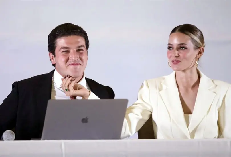 El INE avala multa contra Samuel Garc&iacute;a por fotos de su esposa en redes