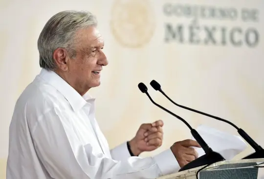 El regreso a clases en agosto, llueve, truene o relampaguee: AMLO El regreso a clases en agosto, llueve, truene o relampaguee: AMLO