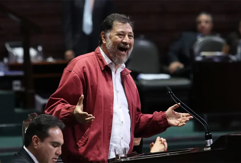 Fern&aacute;ndez Noro&ntilde;a se contagia de COVID-19; desata pol&eacute;mica 