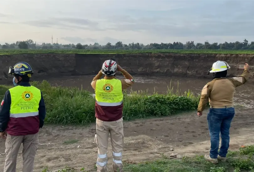 Determinan cu&aacute;l es la posible causa del socav&oacute;n formado en Puebla