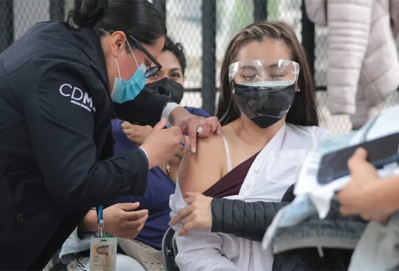 Abren registro de vacunaci&oacute;n para mayores de 18 a&ntilde;os de edad