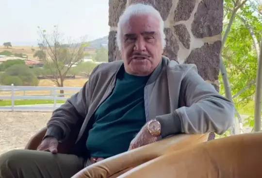 Tras una caída, Vicente Fernández fue operado de emergencia