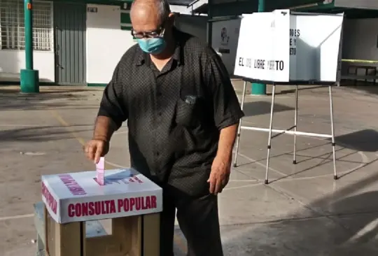 Así arrancó la jornada en la primera consulta popular en México