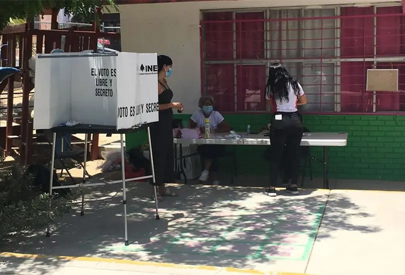 S&oacute;lo ocho casillas no se instalaron en la consulta popular, reporta el INE