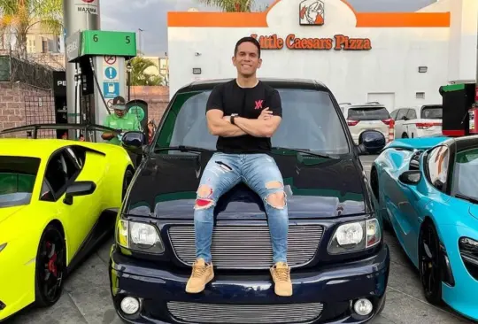 Aseguran cuatro autos de lujo del youtuber Alfredo Valenzuela