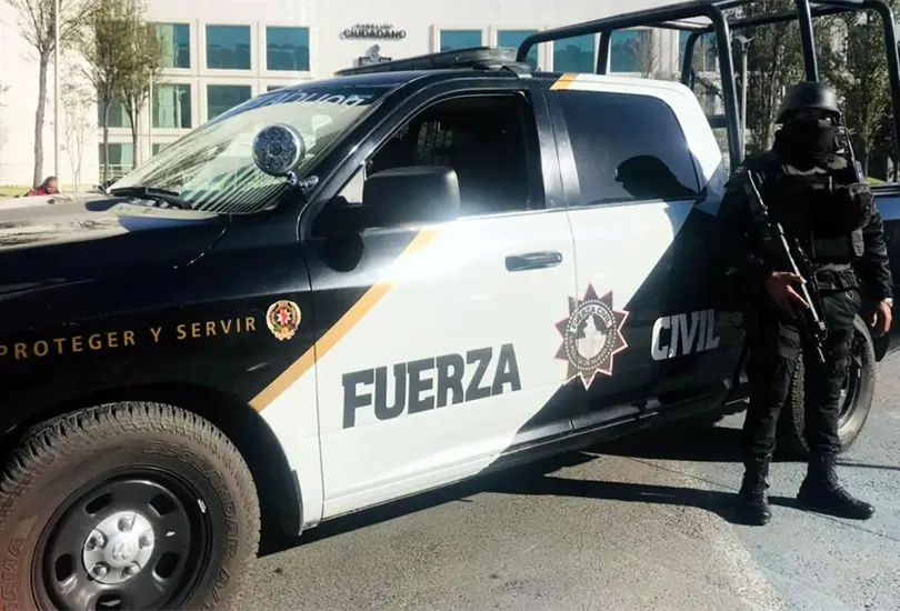 Muere una mujer al llegar a m&oacute;dulo de vacunaci&oacute;n contra COVID-19 en NL 