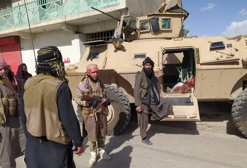 Los talibanes retoman Afganist&aacute;n; SRE descarta presencia de mexicanos