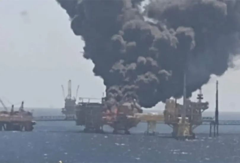 Plataforma de Pemex registra incendio; hay cinco lesionados