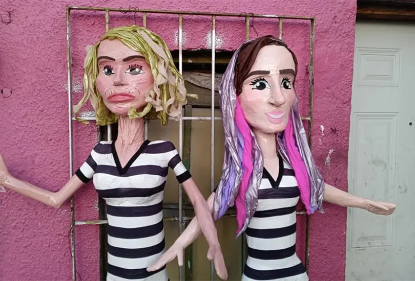 La Pi&ntilde;ater&iacute;a Ram&iacute;rez causa pol&eacute;mica con pi&ntilde;atas de Laura Bozzo y YosStop