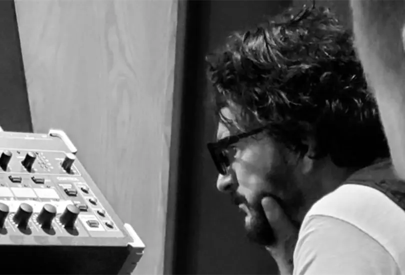 Arjona canta en el Metro de Nueva York, pero nadie lo reconoce Arjona canta en el Metro de Nueva York, pero nadie lo reconoce