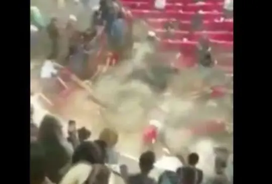 Video: Toro brinca el ruedo y deja 10 heridos en jaripeo de Michoacán