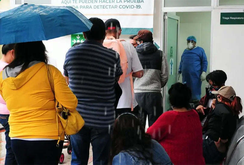 Muere persona presuntamente de COVID-19 frente a hospital en la CDMX
