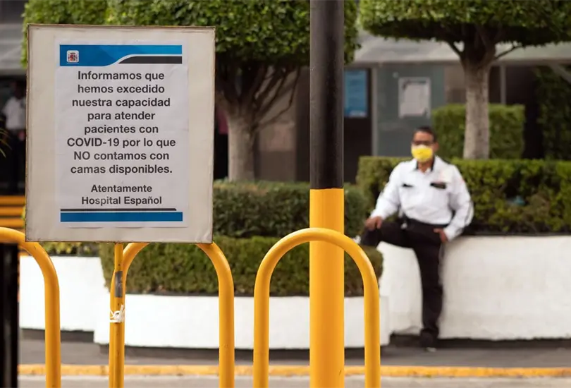 Hospital Espa&ntilde;ol reporta que est&aacute; saturado por tercera ola de COVID-19