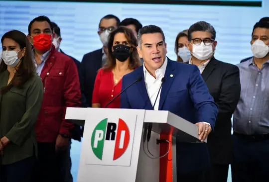 Alito Moreno advierte que sancionarán a priistas se sumen a las filas de AMLO Alito Moreno advierte que sancionarán a priistas se sumen a las filas de AMLO