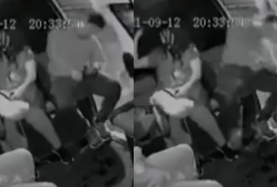 Pasajero se queda dormido en la combi y se cae cuando abren la puerta
