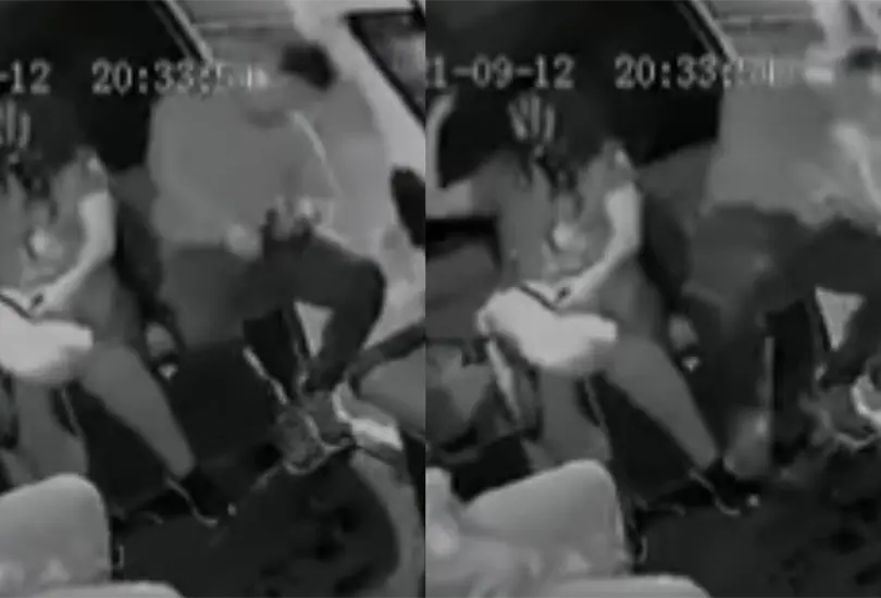 Pasajero se queda dormido en la combi y se cae cuando abren la puerta