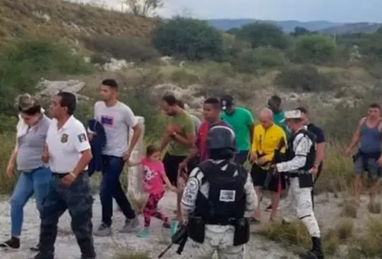 Liberan a los 22 extranjeros raptados por un comando en San Luis Potosí Liberan a los 22 extranjeros raptados por un comando en San Luis Potosí