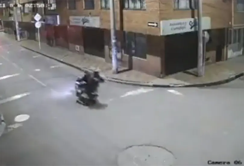 Ladrones de casas son asaltados por otros rateros mientras merodeaban vecindario Ladrones de casas son asaltados por otros rateros mientras merodeaban vecindario