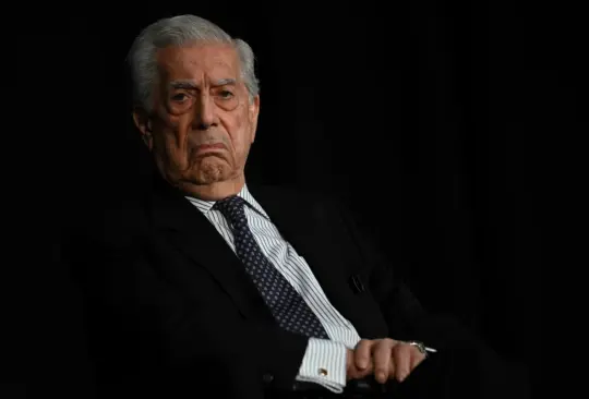 Vargas Llosa confronta de nuevo a AMLO: Se exhibe todas las mañanas Vargas Llosa confronta de nuevo a AMLO: Se exhibe todas las mañanas