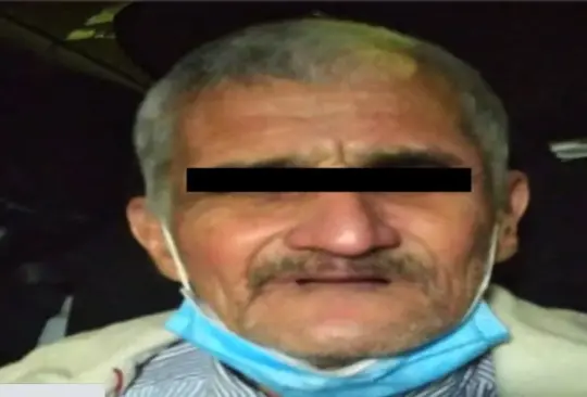 Abuelito está en prisión ¡por el supuesto robo de dos barras de chocolate! Abuelito está en prisión ¡por el supuesto robo de dos barras de chocolate!