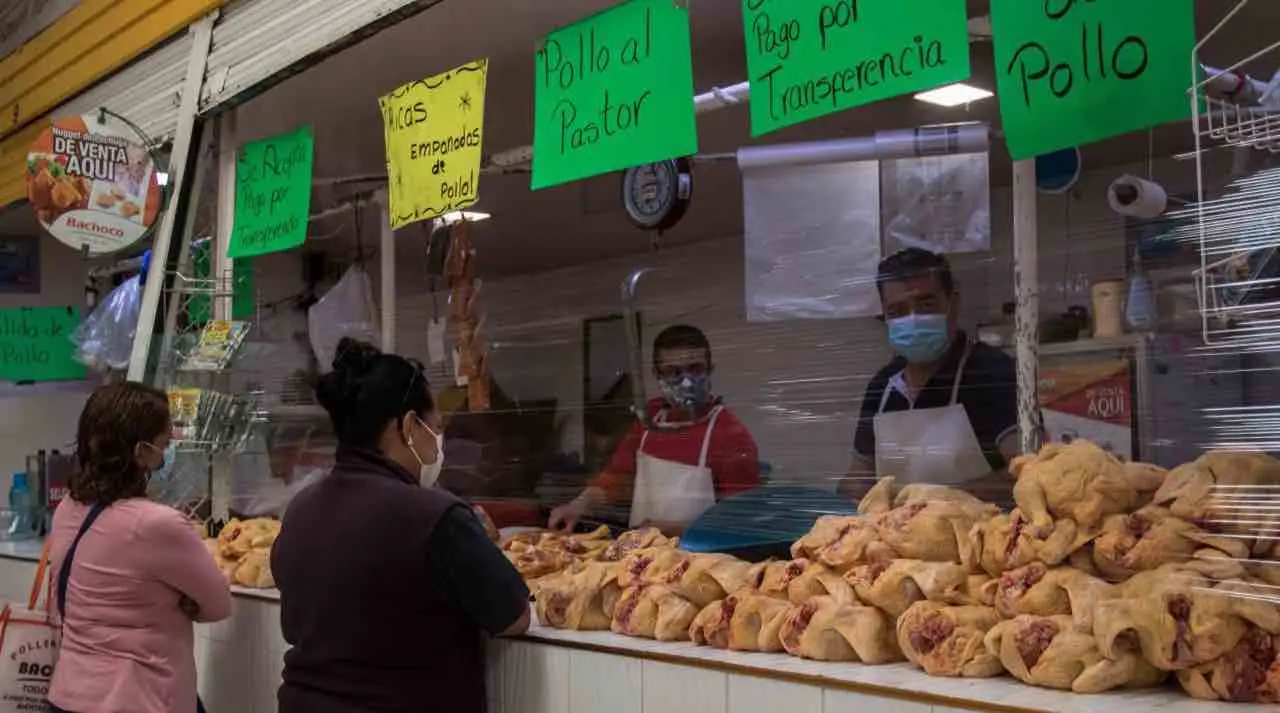 El precio de la pechuga de pollo aumentó. Foto: Cuartoscuro