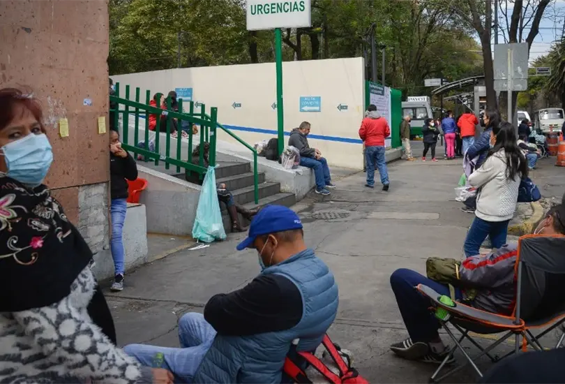 A este paso, la mitad de la poblaci&oacute;n tendr&aacute; COVID-19 en las siguientes semanas: especialista