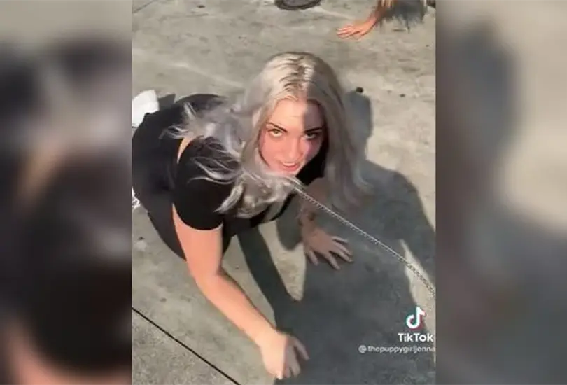 Mujer se vuelve millonaria actuando como perro en página para adultos Mujer se vuelve millonaria actuando como perro en página para adultos