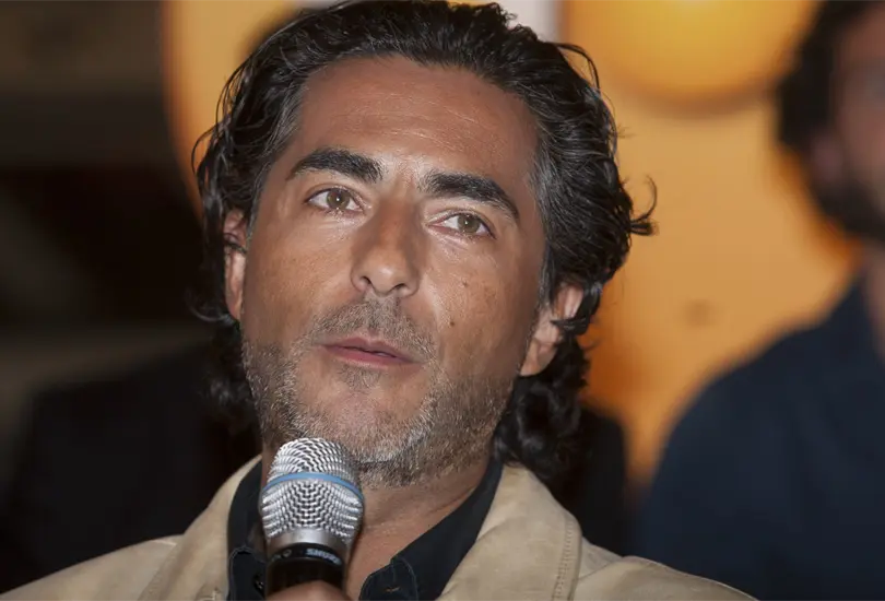 Ra&uacute;l Araiza se disculpa por pasear en Acapulco contagiado de COVID-19