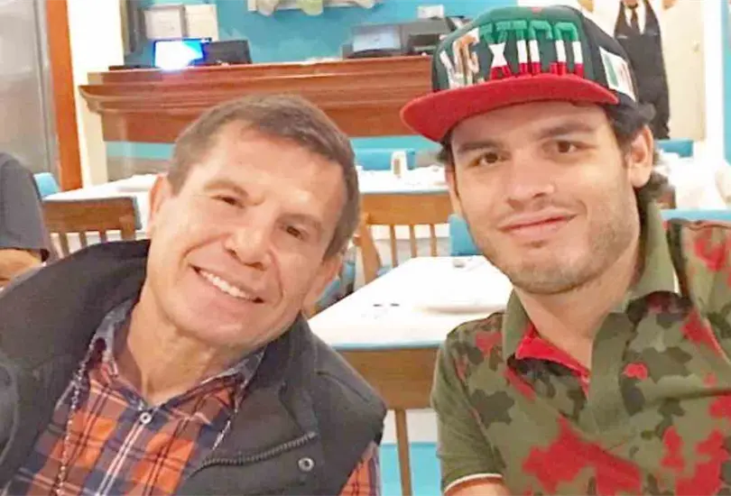 Julio César Chávez Jr arremete contra su padre porque lo quiere volver a anexar Julio César Chávez Jr arremete contra su padre porque lo quiere volver a anexar