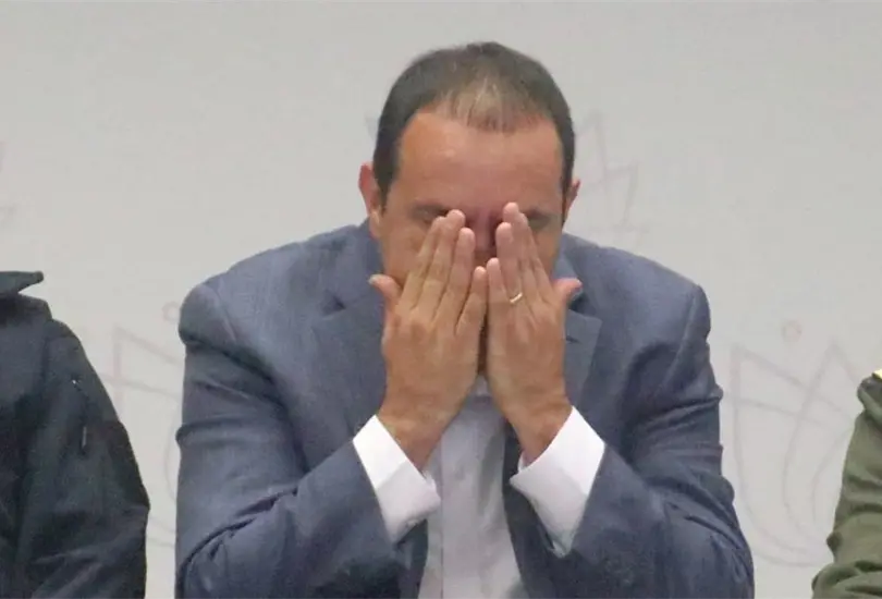 Difunden foto del Cuau con l&iacute;deres criminales; jura que no se acuerda de la imagen