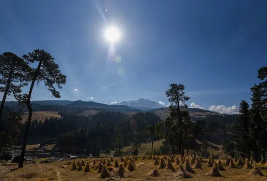 Nevado de Toluca sorprende a turistas tras caída de nieve |IMÁGENES  