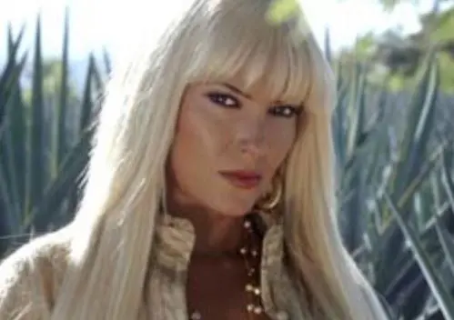 Martha Julia | Isadora Duarte