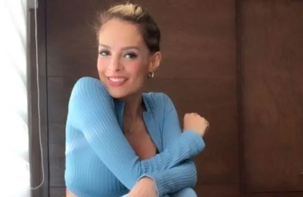 Era la hermana de Albertano, quien se dedicaba a ser demostradora de diversos productos.