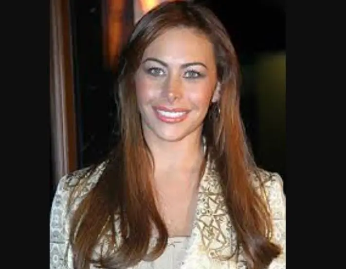 Ese mismo a&ntilde;o, se integr&oacute; al elenco de 'Carita de &aacute;ngel', con el papel de Gilda Esparza. 