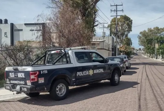 En un principios, medios locales informaron que la mujer fue hallado con  lesiones producidas por proyectil de arma de fuego, sin embarfo, la Fiscalía señaló que presentaba mordidas de perros