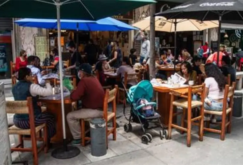 La jefa de Gobierno de la Ciudad de M&eacute;xico inform&oacute; que habr&aacute; revisiones en restaurantes del Z&oacute;calo capitalino Cr&eacute;ditos: Especial 
