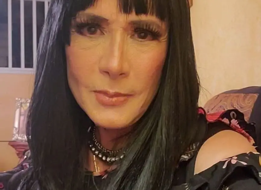 Su salt&oacute; a la fama fue su participaci&oacute;n en el Primer Festival de la Canci&oacute;n Ranchera el a&ntilde;o de 1982, con el tema de 'El cofrecito', donde obtuvo el primer lugar. 