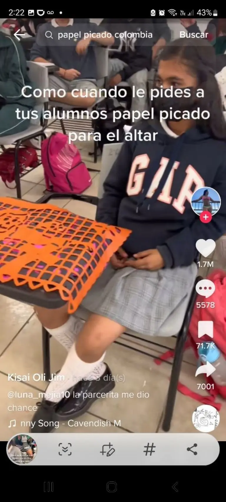 Maestra pide papel picado - Tomada de video