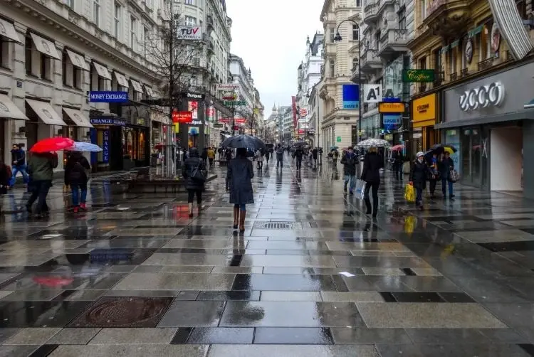 Cuenta con 23 premios Nobel.