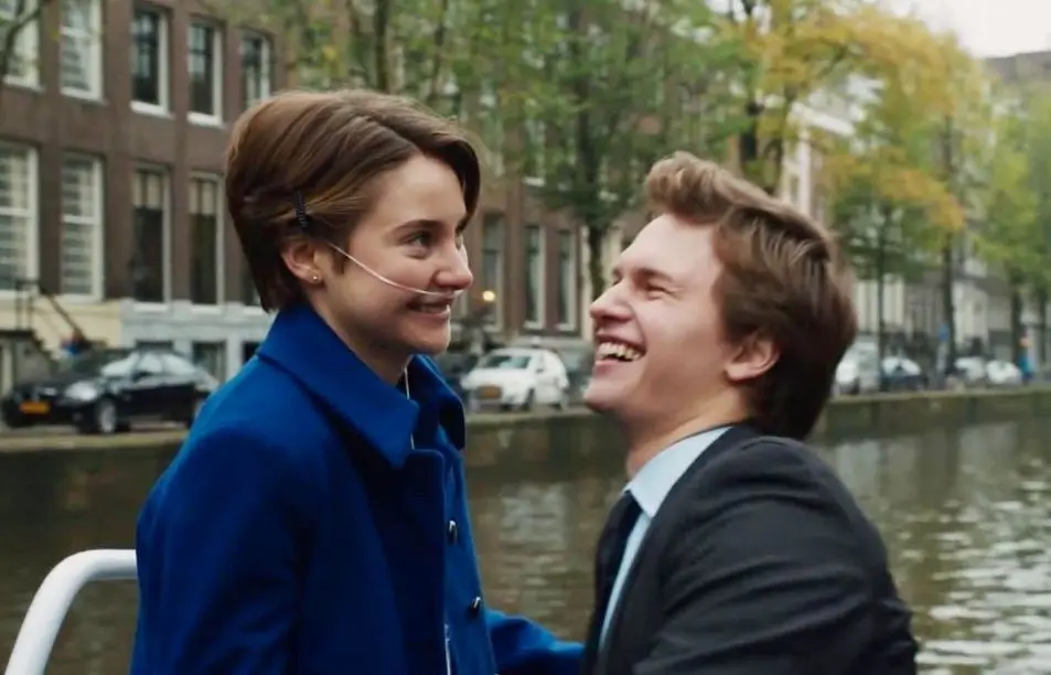 Esta pel&iacute;cula rom&aacute;ntica, basada en el libro hom&oacute;nimo de John Green, fue estrenada en 2014. Te presentamos c&oacute;mo luce ahora el elenco de "Bajo la misma estrella".