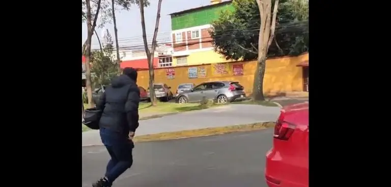 El sujeto se dio a la fuga. Foto: captura de pantalla.