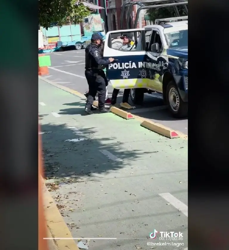 Tiktoker es detenido por broma a policía (TikTok)