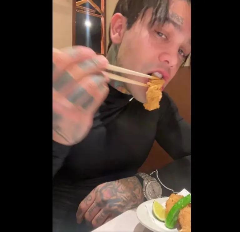 Influencer termina en el hospital por comer pez globo (Instagram)