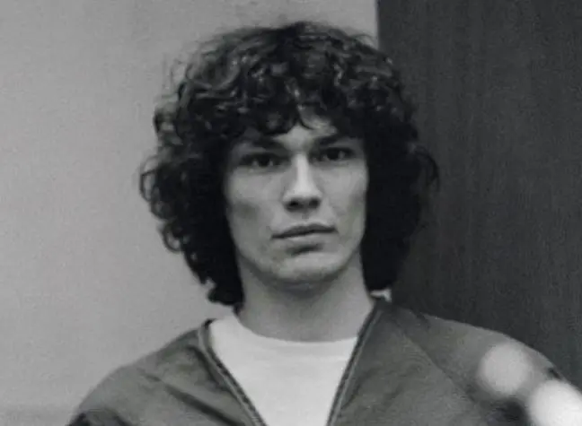 Night Stalker: The Hunt For a Serial Killer