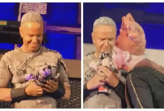 Till Lindemann le da beso a un Dr. Simi Till Lindemann le da beso a un Dr. Simi